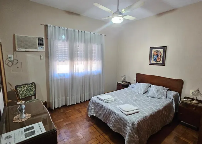 REST HOUSE Casa familiar - garage - TV - WiFi - 2 dormitorios - Living-comedor - Cocina - Lavadero - Patio con parrilla - Alquiler temporario
